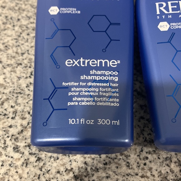 Redken Extreme Shampoo and Condition Set. NWOT - Picture 2 of 4